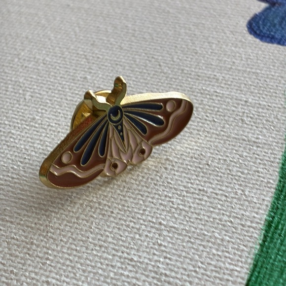 Manufacturer Jewelry - NWOT butterfly or moth pin with clutch back